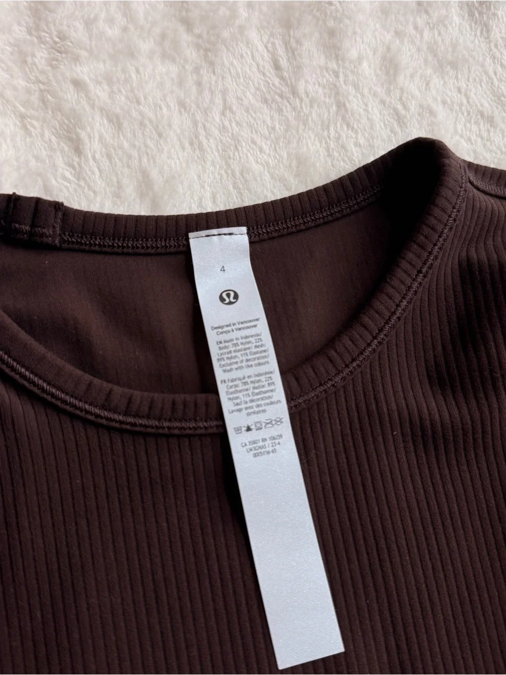 Lululemon Women's Ribbed Brown Short Sleeve Top